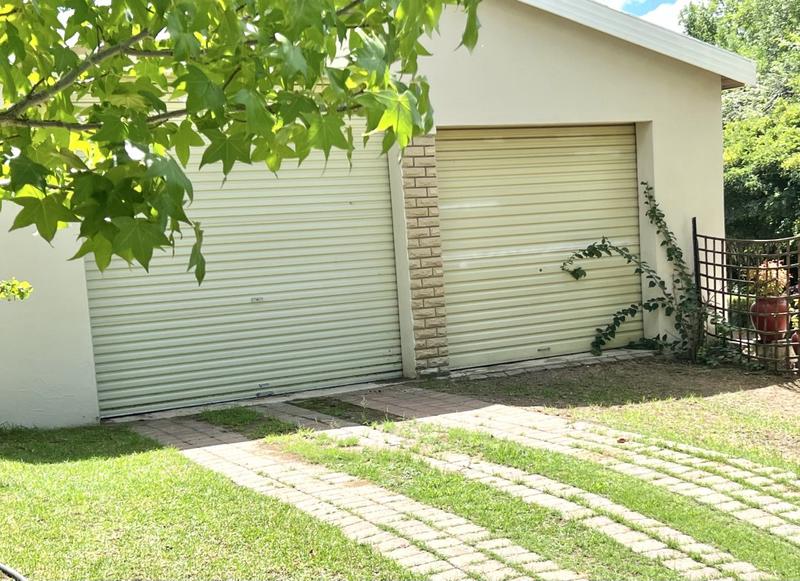 4 Bedroom Property for Sale in Lindley Free State